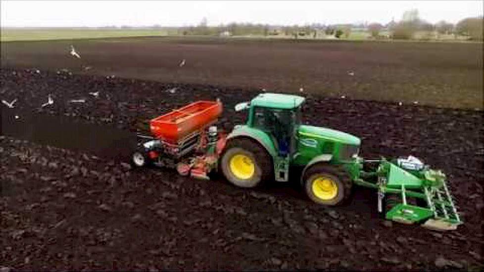 Uien Planten / Planting Onions / Zwiebeln Säen / John Deere / Rumptstad / Drone Landbouw