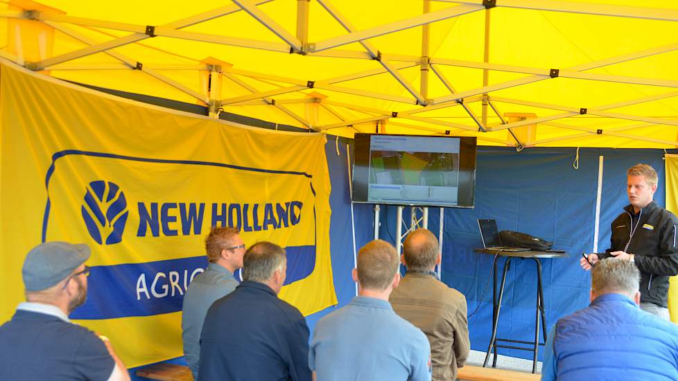 Jack Varekamp van New Holland ging in op de NIRS-techniek en wat de mogelijkheden daarvan zijn. „Het lijkt misschien duur en een ver-van-mijn-bed-show, maar dat valt best mee. Op de investering van een hakselaar is een sensor een relatief klein bedrag. Lo