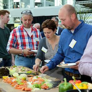 Na de twee presentaties was het tijd voor het buffet.