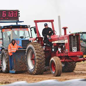 Het deelnemersveld komt voor het grootste deel uit Limburg. Daarnaast maakten deelnemers van de Internatioanale Tractor Pulling Vereniging (ITPV) en de Dutch Carpulling Organisation (DCPO) hun opwachting.