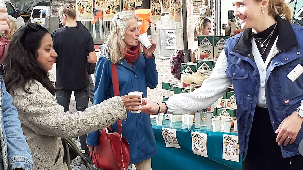 Boeren en burgers ontmoeten elkaar in Utrecht.