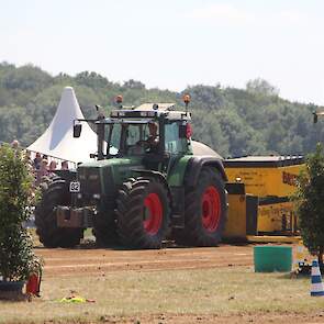 Verspreid over twee banen streden ruim 100 standaardtractoren, een Duitse klasse, maar ook de Internationale Tractor Pulling Vereniging (ITVP) en Dutch Car Pulling Organisation (DCPO).