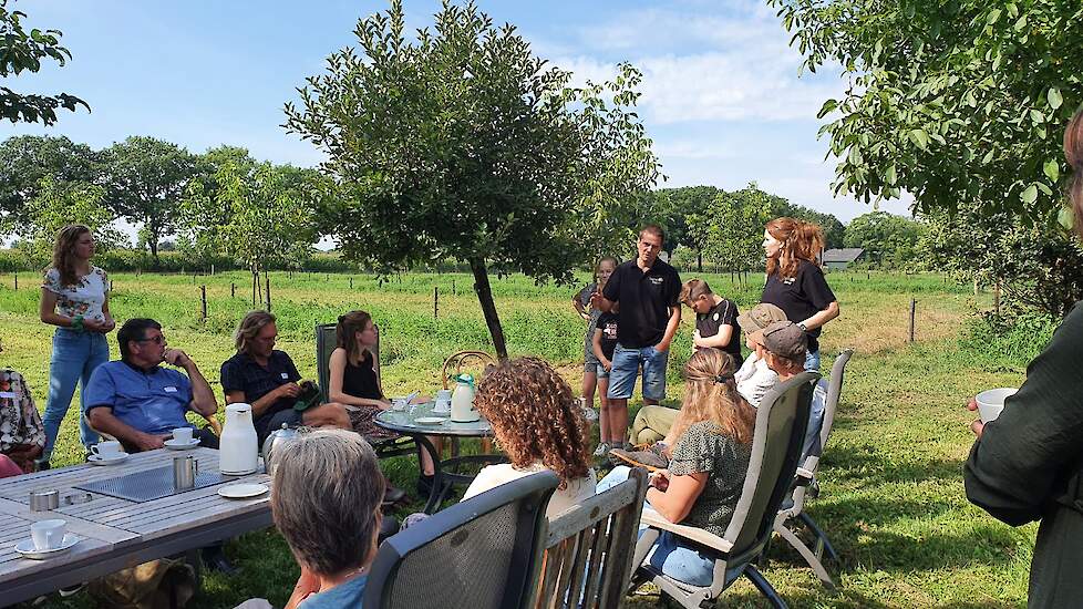 Jan en Hanne Cremers vertellen de bezoeker meer over hun bedrijf in het Brabantse Westerhoven.