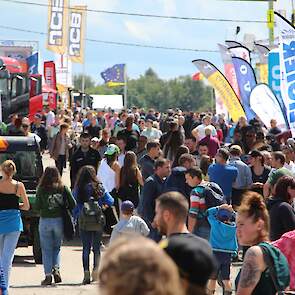 De vierdaagse beurs trekt jaarlijks circa 200.000 bezoekers, 700 exposanten en 4.000 verschillende merken. Dit alles op een vast locatie van 200.000 m². De beurs geniet ook een goede bekendheid bij de Limburgse agrariërs. Het ligt op ‘slechts’ 140 kilomet