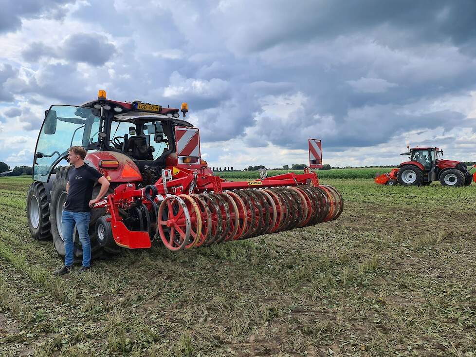 De Knoche Ökogrubber: cultivator met zware krul.